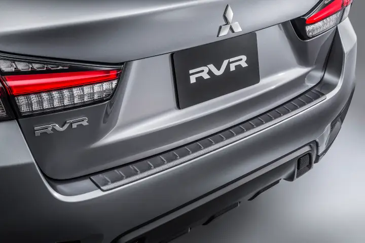 PROTECTEUR ARRIÈRE PARE CHOCS